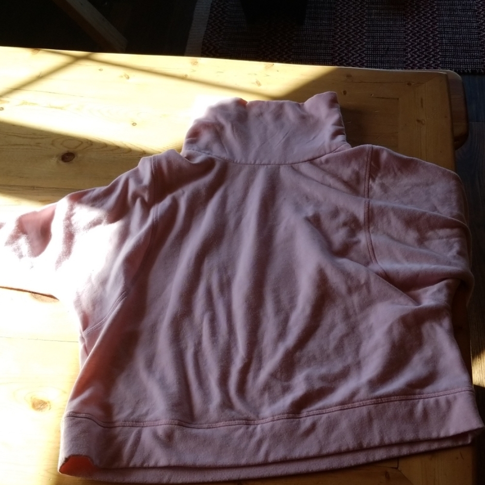 Womens turtle top
